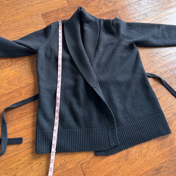 Ann Taylor Wool Black Open Collar Cardigan - Picture 10 of 10